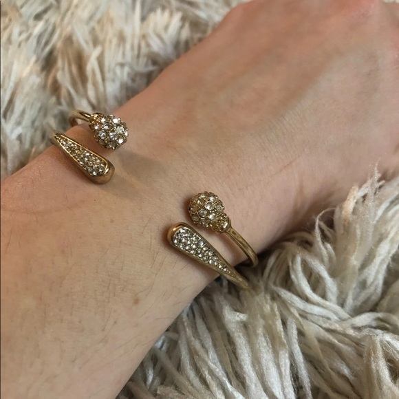 Open Gold Bracelets - Picture 2 of 9